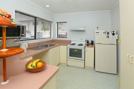 Photo of property in 1/180 Te Atatu Road, Te Atatu South, Auckland, 0610