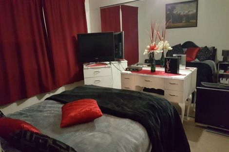 Photo of property in 2/746 High Street, Boulcott, Lower Hutt, 5011