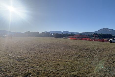 Photo of property in 14 Pounamu Avenue, Greenhithe, Auckland, 0632