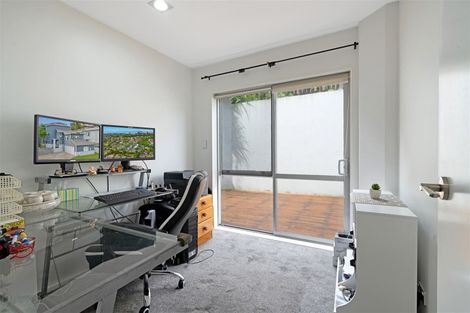 Photo of property in 51 Bayside Drive, Browns Bay, Auckland, 0630