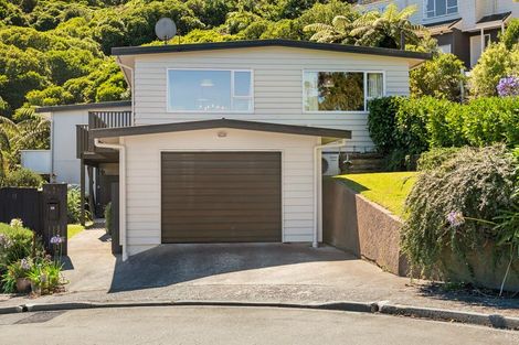 Photo of property in 28 Govind Grove, Ngaio, Wellington, 6035