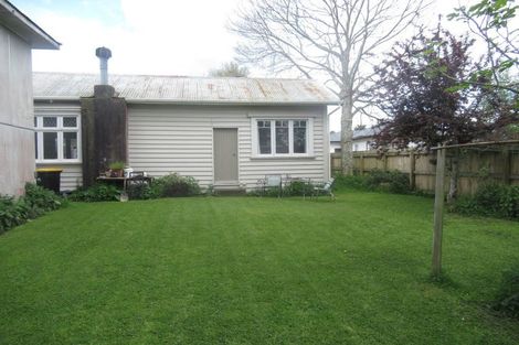 Photo of property in 61 Fergusson Street, Woodville, 4920