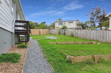 Photo of property in 118 Norana Road, Timberlea, Upper Hutt, 5018