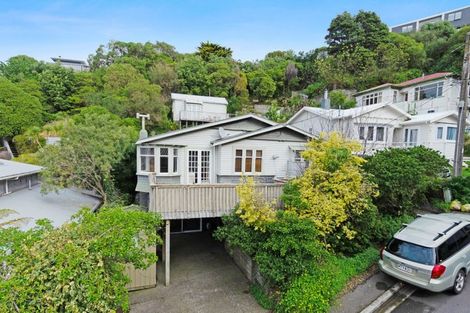 Photo of property in 13 Valley Street, Island Bay, Wellington, 6023