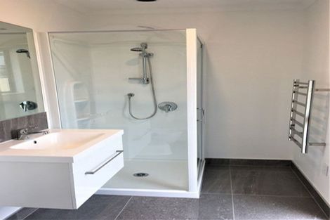 Photo of property in 16 Peacock Place, Pokeno, 2402