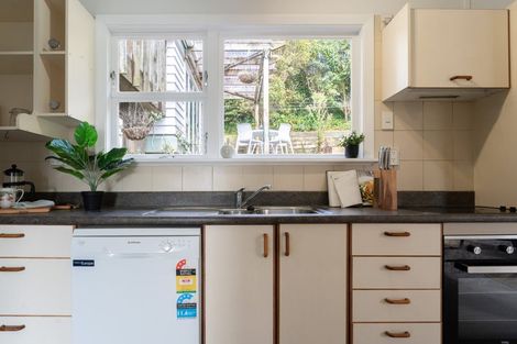 Photo of property in 1 Broderick Crescent, Johnsonville, Wellington, 6037