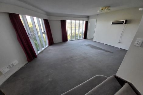 Photo of property in 9 Rangitane Street, Maupuia, Wellington, 6022