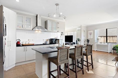 Photo of property in 29 Ranchod Terrace, Pukekohe, 2120