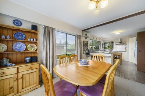 Photo of property in 36 Queens Road, Waikanae Beach, Waikanae, 5036