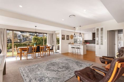 Photo of property in 2 Somerton Rise, Westmorland, Christchurch, 8025