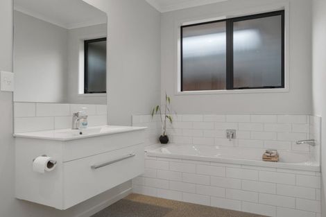 Photo of property in 6 Traverse Lane, Omokoroa, 3114