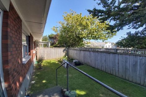 Photo of property in 9a George Street, Lower Vogeltown, New Plymouth, 4310