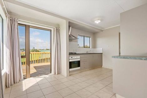 Photo of property in 54 Atuaroa Avenue, Te Puke, 3119