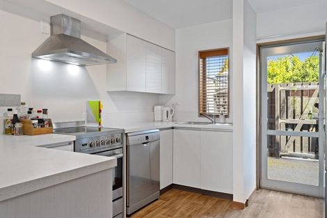 Photo of property in 2/25 Ayr Street, Riccarton, Christchurch, 8011