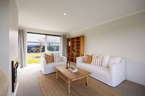 Photo of property in 29 Jarrett Terrace, Leamington, Cambridge, 3432