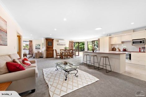 Photo of property in 2 Frank Knight Place, Waiuku, 2123