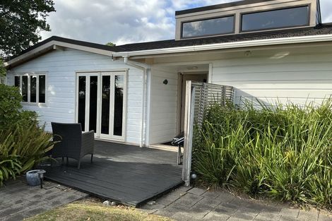 Photo of property in 4 Malfroy Lane, Raumati Beach, Paraparaumu, 5032