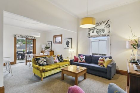 Photo of property in 2 Chatham Street, Berhampore, Wellington, 6023