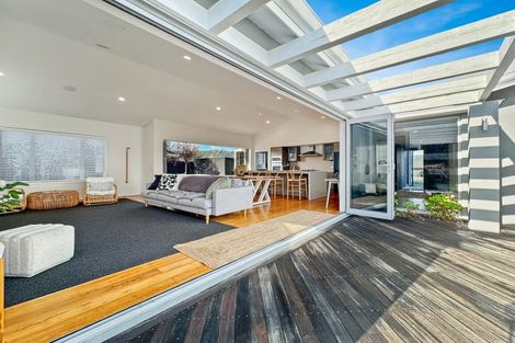 Photo of property in 26 Montgomery Crescent, Kinloch, Taupo, 3377