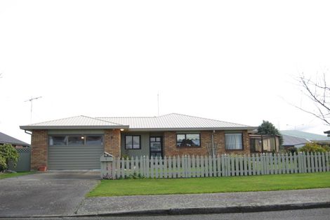 Photo of property in 3 Munro Street, Waikiwi, Invercargill, 9810