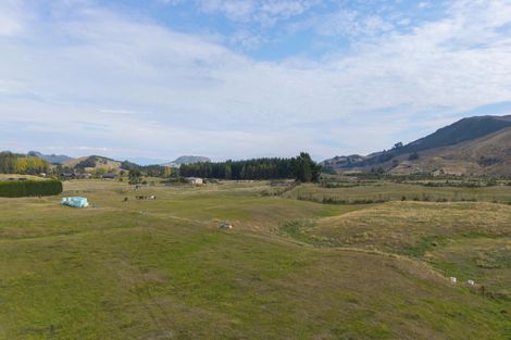 Photo of property in 52 Grant Road, Kinloch, Taupo, 3385