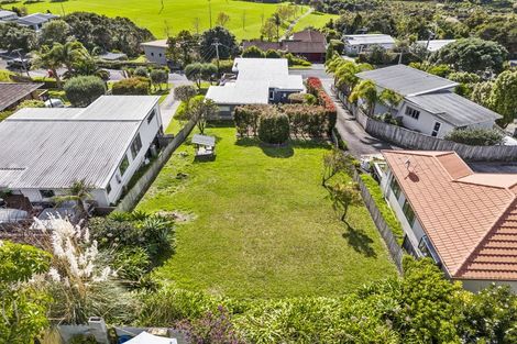 Photo of property in 13 Rimu Road, Stanmore Bay, Whangaparaoa, 0932