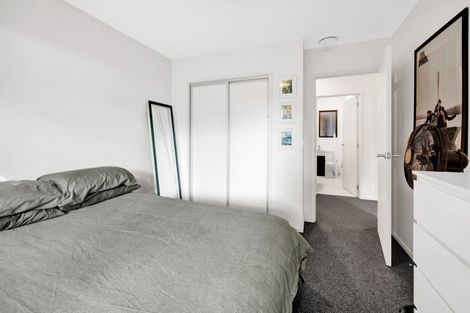 Photo of property in 113 Young Street, New Plymouth, 4310