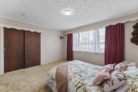 Photo of property in 92 California Drive, Totara Park, Upper Hutt, 5018