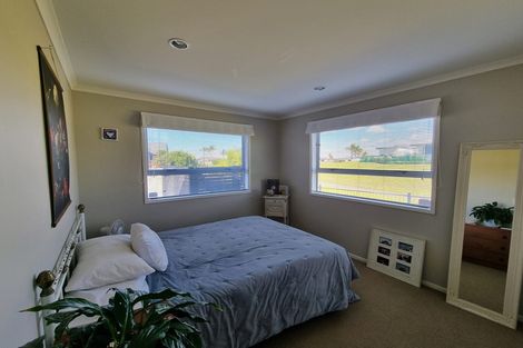 Photo of property in 16 Hoihere Drive, One Tree Point, 0118