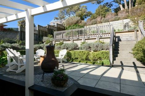 Photo of property in 27 Farnham Street, Mornington, Wellington, 6021