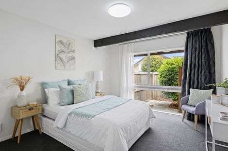 Photo of property in 2/321 Wairakei Road, Burnside, Christchurch, 8053