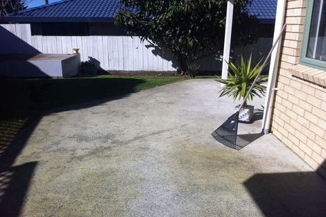 Photo of property in 3 Frederick Reece Drive, The Gardens, Auckland, 2105