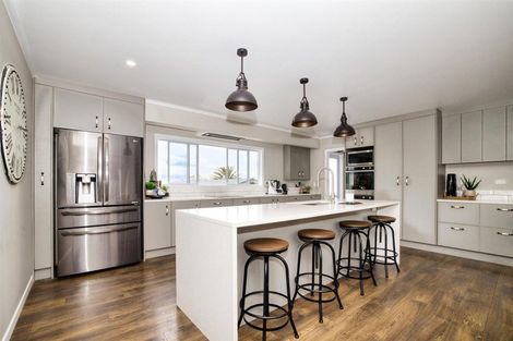 Photo of property in 61 Gorge Road, Maungaturoto, 0520