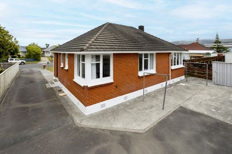 Photo of property in 1/5 Kowhai Street, Naenae, Lower Hutt, 5011