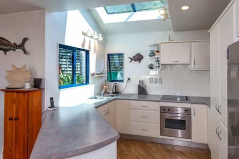 Photo of property in 107 Pacific View Drive, Whangamata, 3620