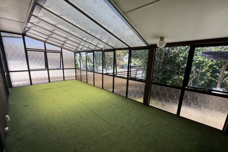 Photo of property in 55 Blakeborough Drive, Forrest Hill, Auckland, 0620