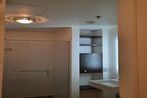 Photo of property in Montreaux Apartments, 7k/164 The Terrace, Wellington Central, Wellington, 6011