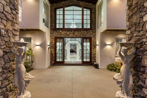 Photo of property in 34 Michael Bosher Way, Flat Bush, Auckland, 2019