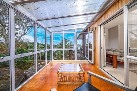 Photo of property in 18 Brind Road, Russell, 0202