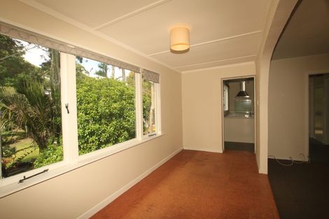 Photo of property in 41 Derwent Crescent, Titirangi, Auckland, 0604