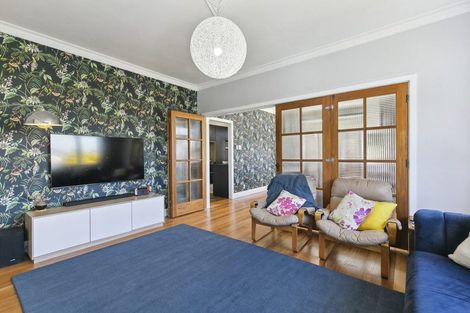 Photo of property in 15 Henderson Street, Karori, Wellington, 6012