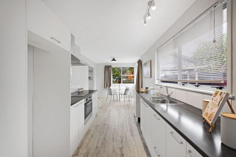 Photo of property in 1 Benmore Place, Manurewa, Auckland, 2102