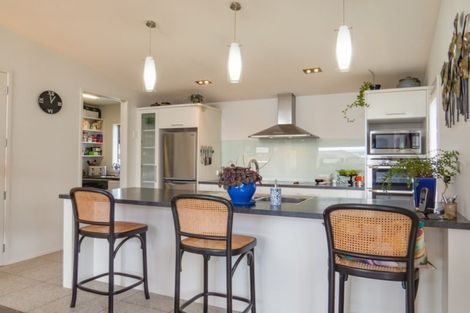 Photo of property in 9 Omega Place, Coastlands, Whakatane, 3120