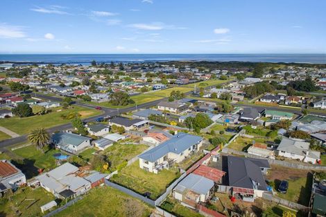 Photo of property in 43b Bamber Street, Castlecliff, Whanganui, 4501