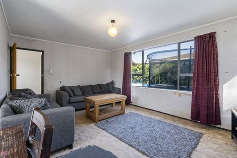 Photo of property in 26 Escort Grove, Awapuni, Palmerston North, 4412