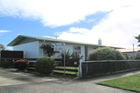Photo of property in 8 Kennedy Avenue, Feilding, 4702
