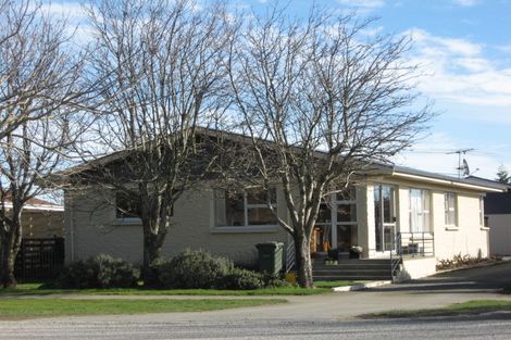 Photo of property in 24 Great North Road, Winton, 9720