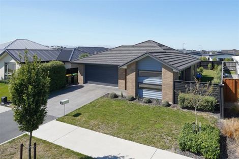 Photo of property in 52 Shillingford Boulevard, Rolleston, 7615
