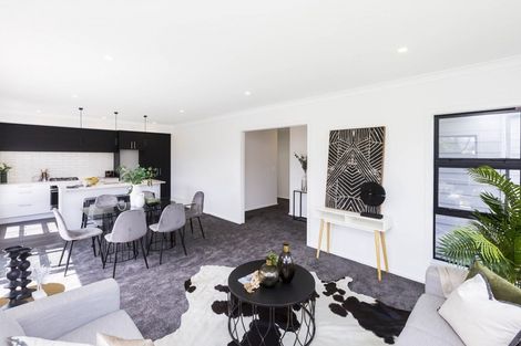 Photo of property in 16 Fenwick Crescent, Wallaceville, Upper Hutt, 5018