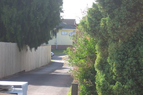 Photo of property in 19a Reid Road, New Lynn, Auckland, 0600